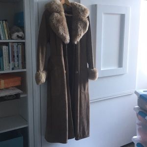 Vintage 70s suede and faux fur belted coat